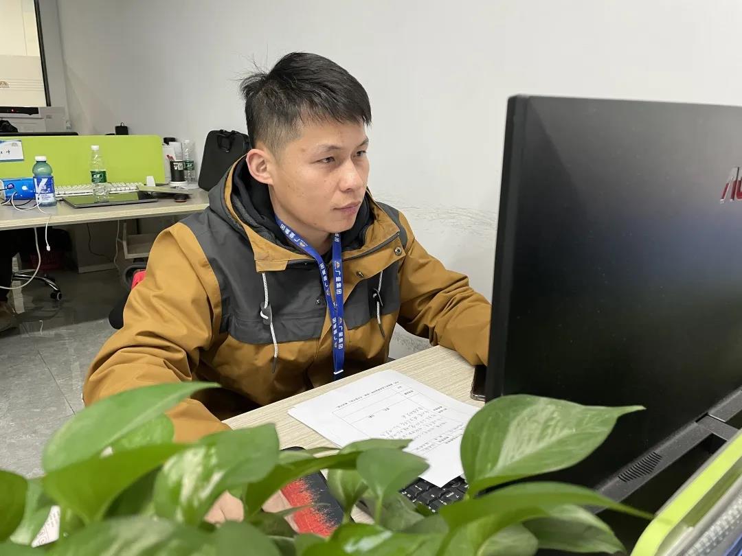 喜讯丨1066vip威尼斯测绘公司熊慈斌喜提“广东省技术能手”荣誉称号！